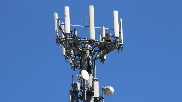 torre celular de acero para telecomunicaciones