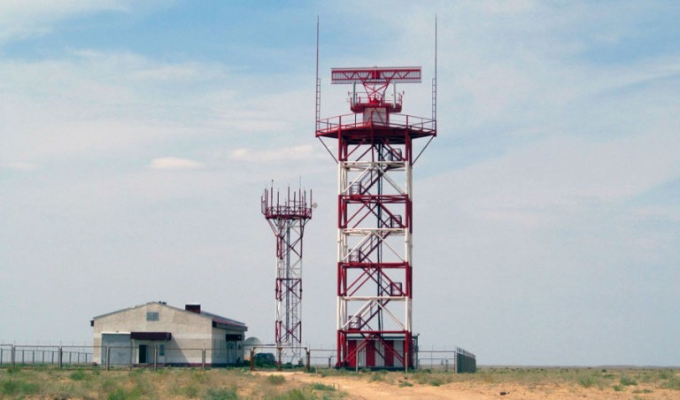 torre de celosía de radar