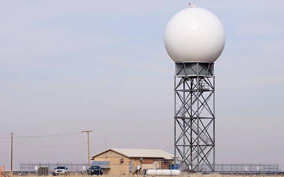 torre de celosía de radar meteorológico