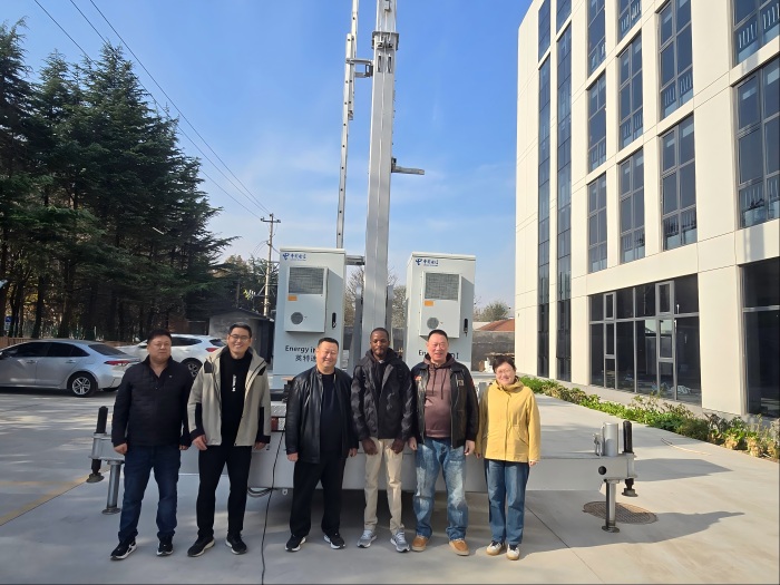 cell on wheels manufacturer