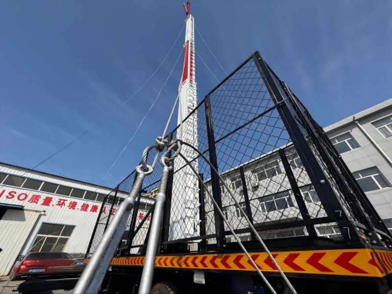 Celular militar de 25 metros sobre ruedas para exportación a los Emiratos Árabes Unidos